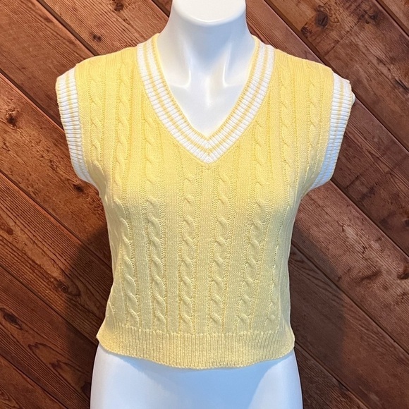 NWT Sugar Moon Yellow Knit V Neck Vest White Trim Pullover Extra Small - Picture 5 of 9
